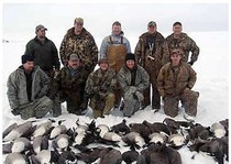Premier Flight Guide Service has long established itself as one of the top guides for goose hunting in Rochester, Minnesota. Our dedication and strong customer base have helped us build our services to include more fields throughout the Rochester area. We are now more capable of harvesting birds consistently throughout the fall goose hunting season.